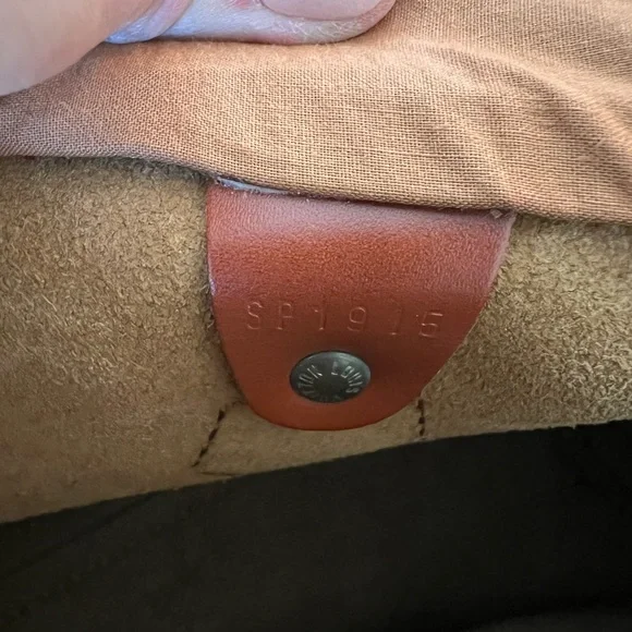 Louis Vuitton Speedy Duffle 30 Brown Epi Leather - Picture 8 of 10